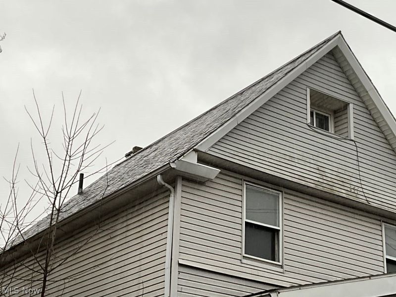 2401 Garden, Cleveland, OH 44109 Photo 5