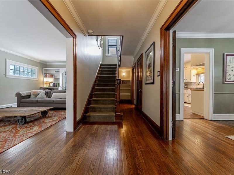 2904 Clarkson Road, Cleveland Heights, OH 44118 Photo 2