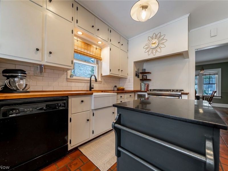 2904 Clarkson Road, Cleveland Heights, OH 44118 Photo 8