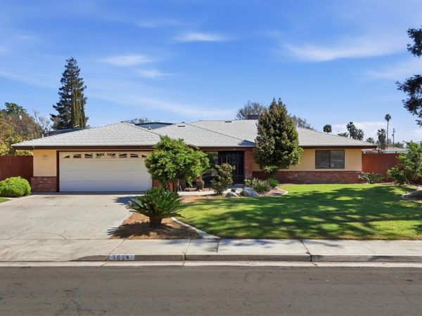 5984 Oakhaven Street, Bakersfield, CA 93308