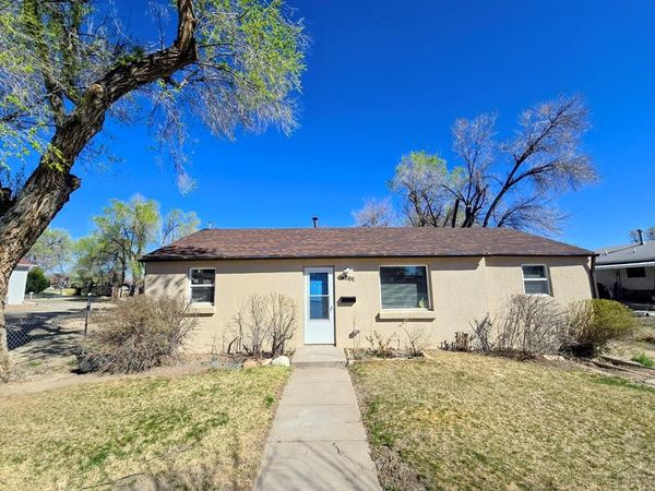 4205 St Clair Ave, Pueblo, CO 81005
