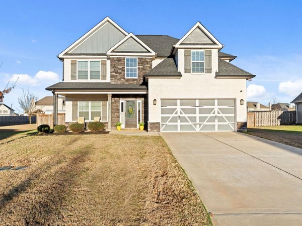 406 Pearl Moss Lane, Kathleen, GA 31047