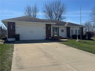 813 Dogwood Street, Excelsior Springs, MO 64024