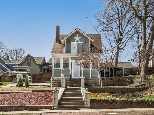 408 N Lightburne Street, Liberty, MO 64068