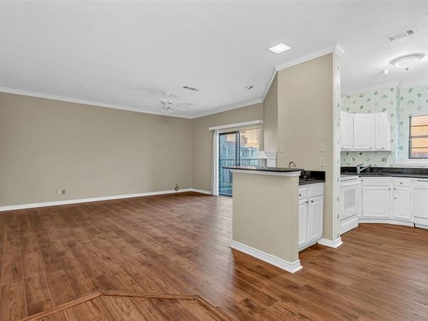 6004 Auburndale Avenue , Unit F, University Park, TX 75205