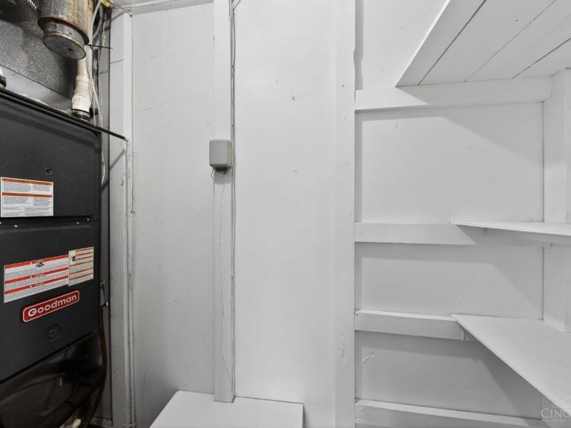 2626 Ontario Street, Cincinnati, OH 45231 Photo 29