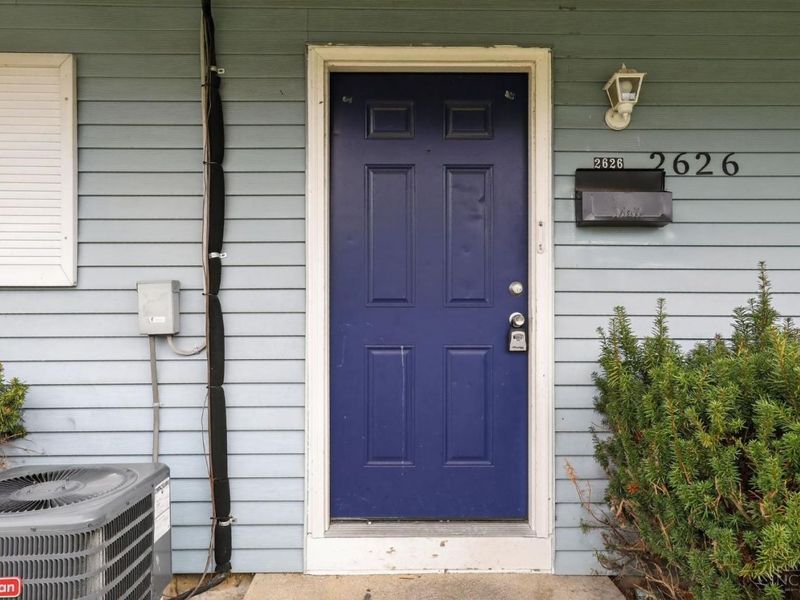 2626 Ontario Street, Cincinnati, OH 45231 Photo 3