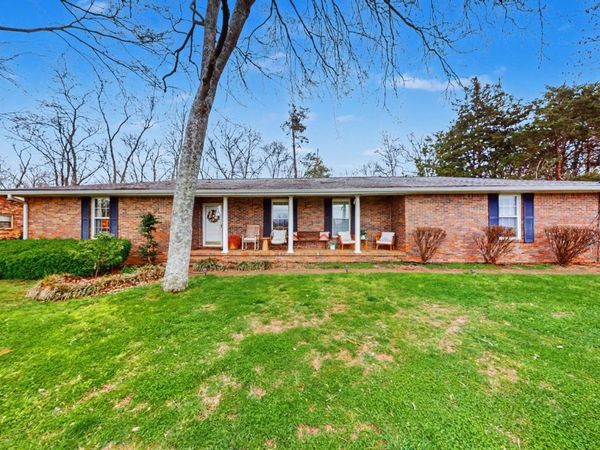 1515 Smith Dr , Lebanon, TN 37087