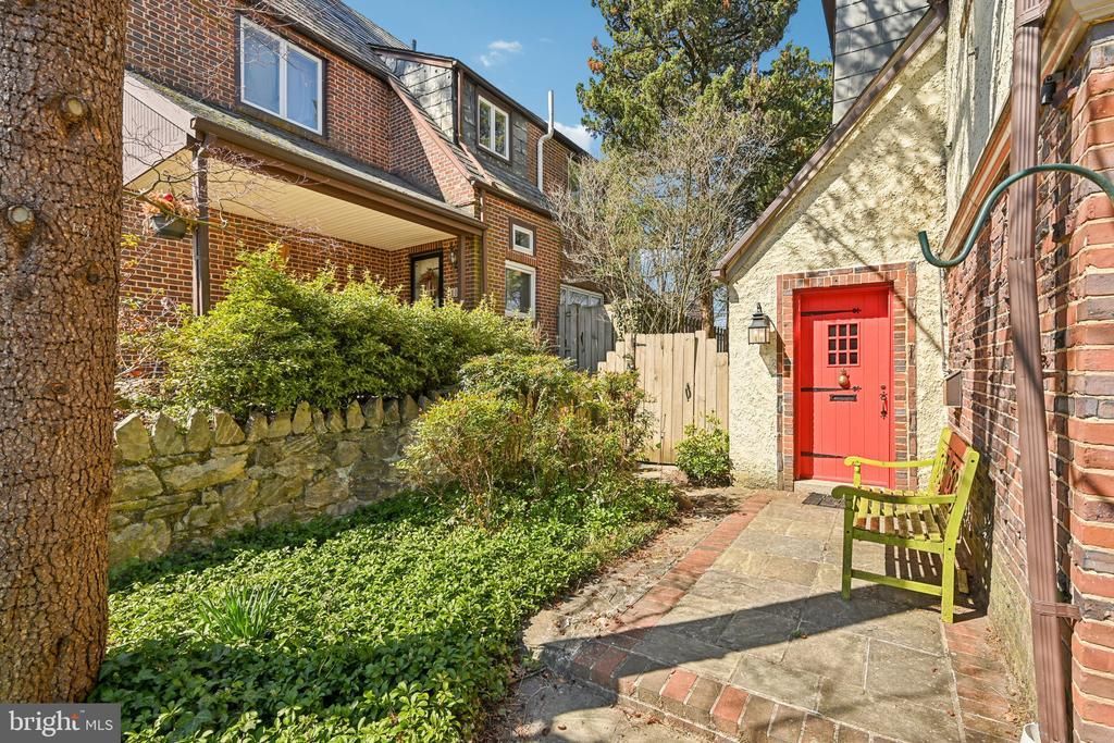 412 Rosebank Avenue, Baltimore, MD 21212 Main Photo