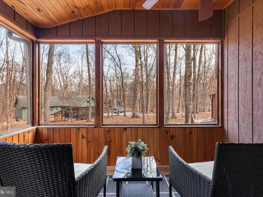 111 Bob White Lane, Hedgesville, WV 25427 Main Photo