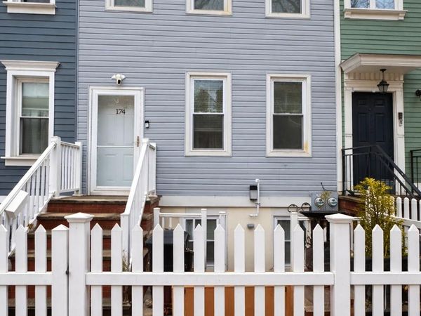 174 Eckford Street , Brooklyn, NY 11222