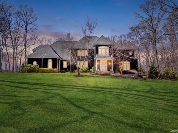 1359 Rustic Ridge Court, Yorktown Heights, NY 10598