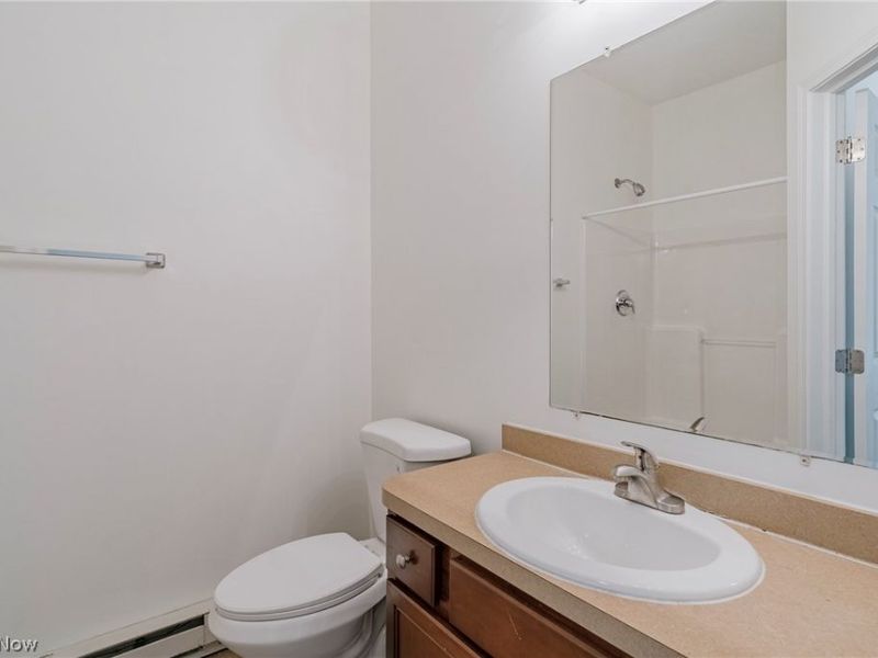 2477 Waterford Pointe Drive , Kent, OH 44240 Photo 16