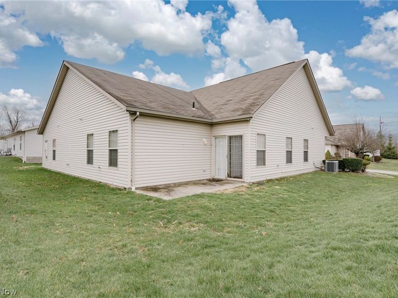 2477 Waterford Pointe Drive , Kent, OH 44240 Photo 18