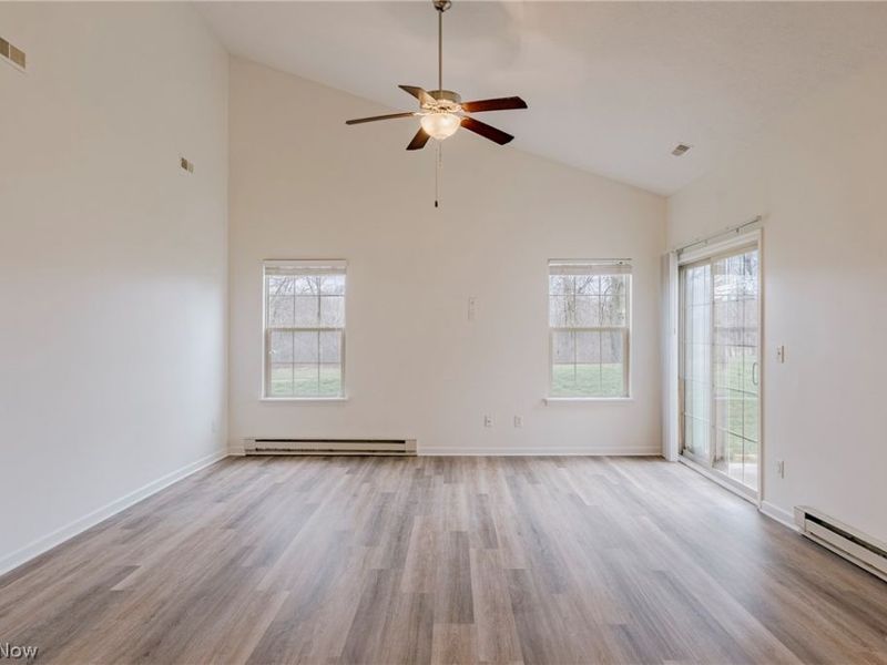 2477 Waterford Pointe Drive , Kent, OH 44240 Photo 4