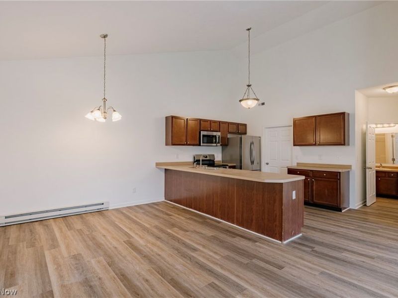 2477 Waterford Pointe Drive , Kent, OH 44240 Photo 6