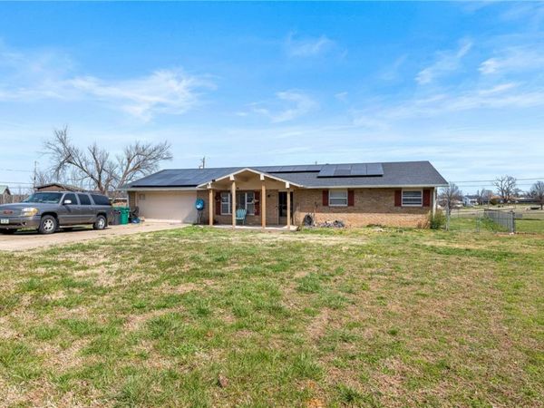 905 S Park Place , Rogers, AR 72758