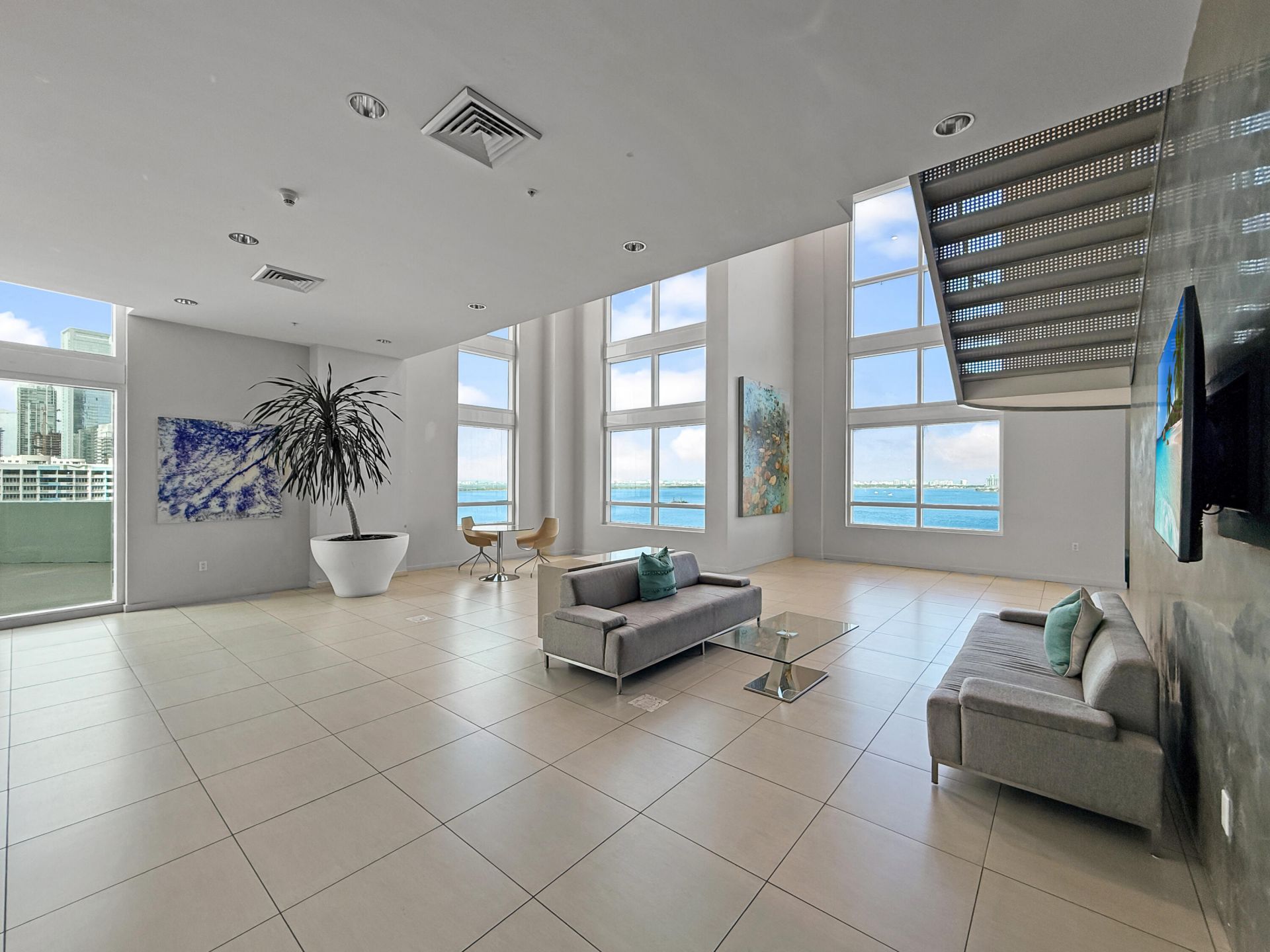 1900 N Bayshore Drive, Unit 3404, Miami, FL 33132 Photo