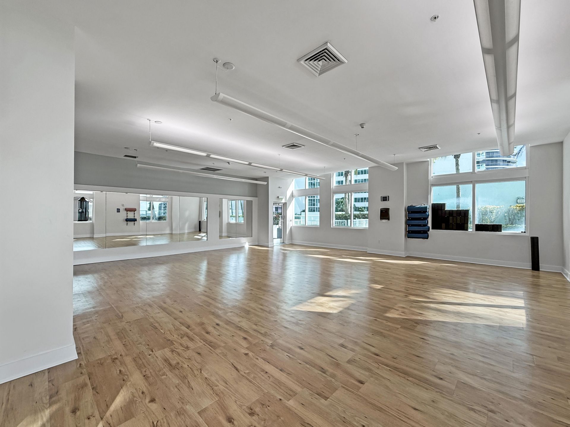 1900 N Bayshore Drive, Unit 3404, Miami, FL 33132 Photo