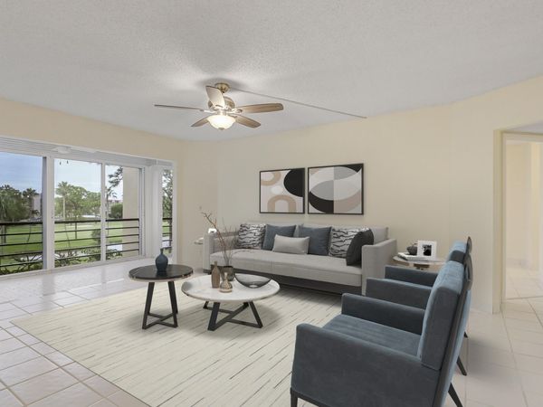 3810 Via Poinciana, Unit 404, Greenacres, FL 33467