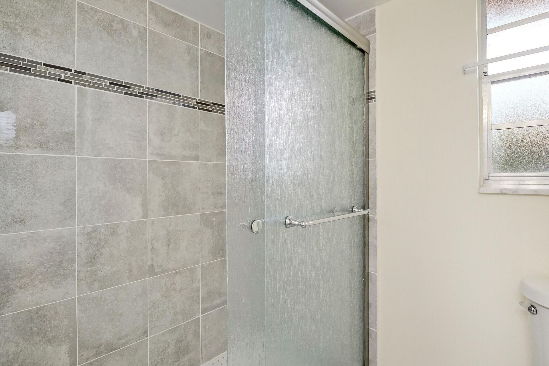 3810 Via Poinciana, Unit 404, Greenacres, FL 33467 Photo