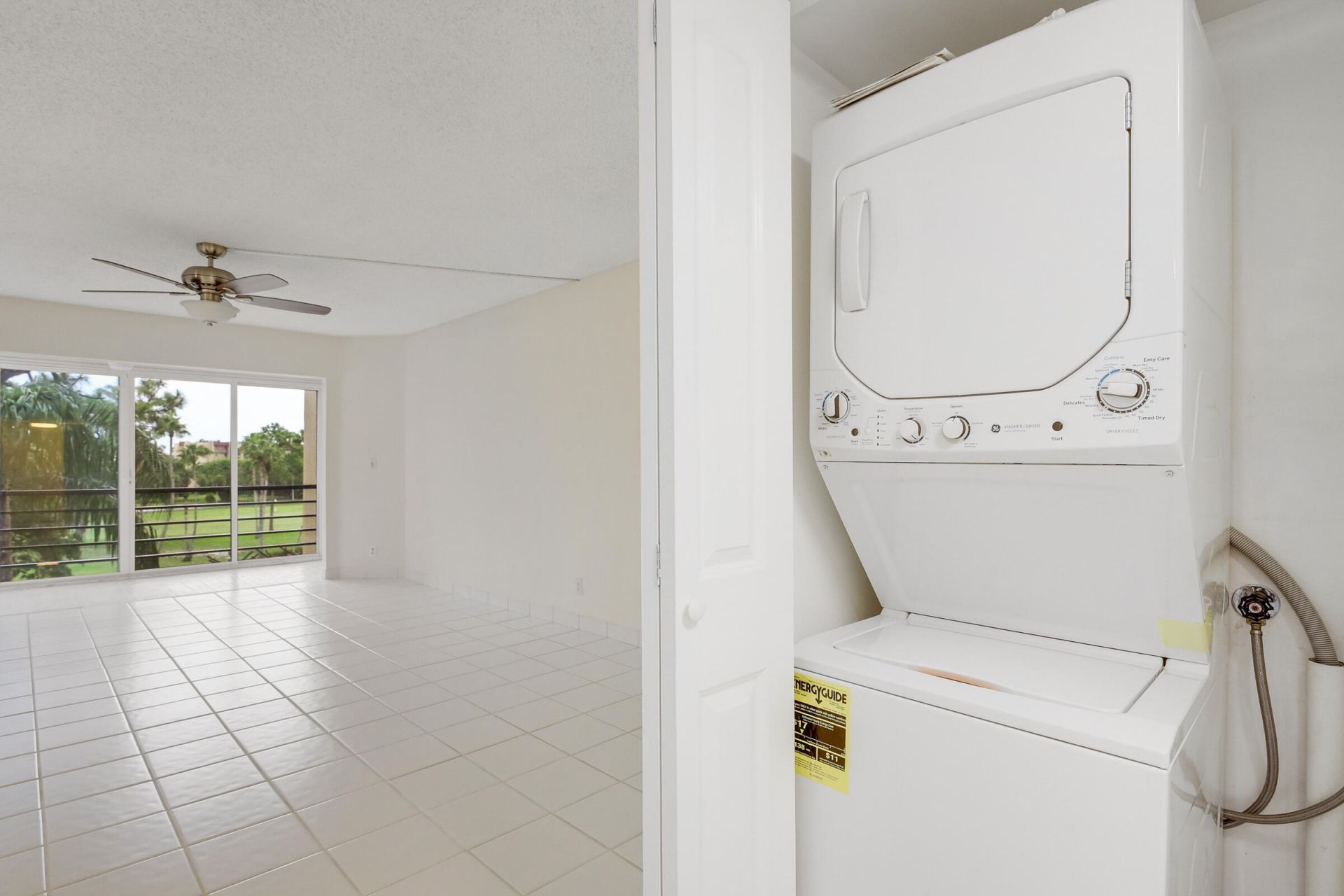 3810 Via Poinciana, Unit 404, Greenacres, FL 33467 Photo