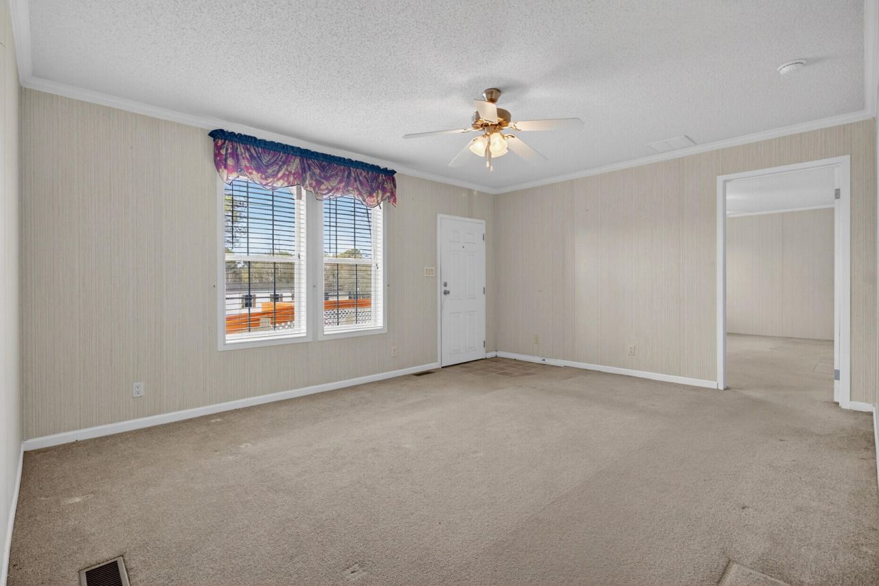 106 Minnie Court Photo 10