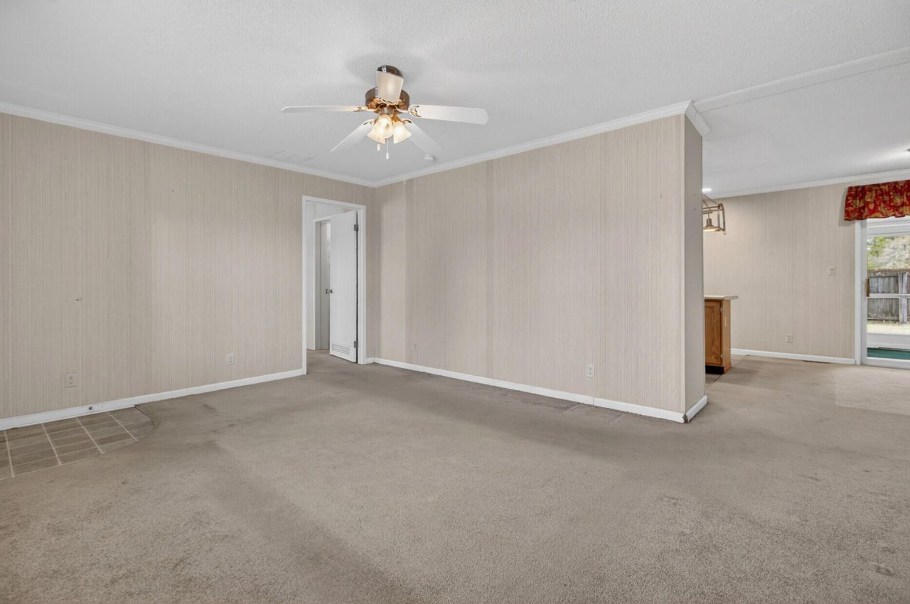 106 Minnie Court Photo 11