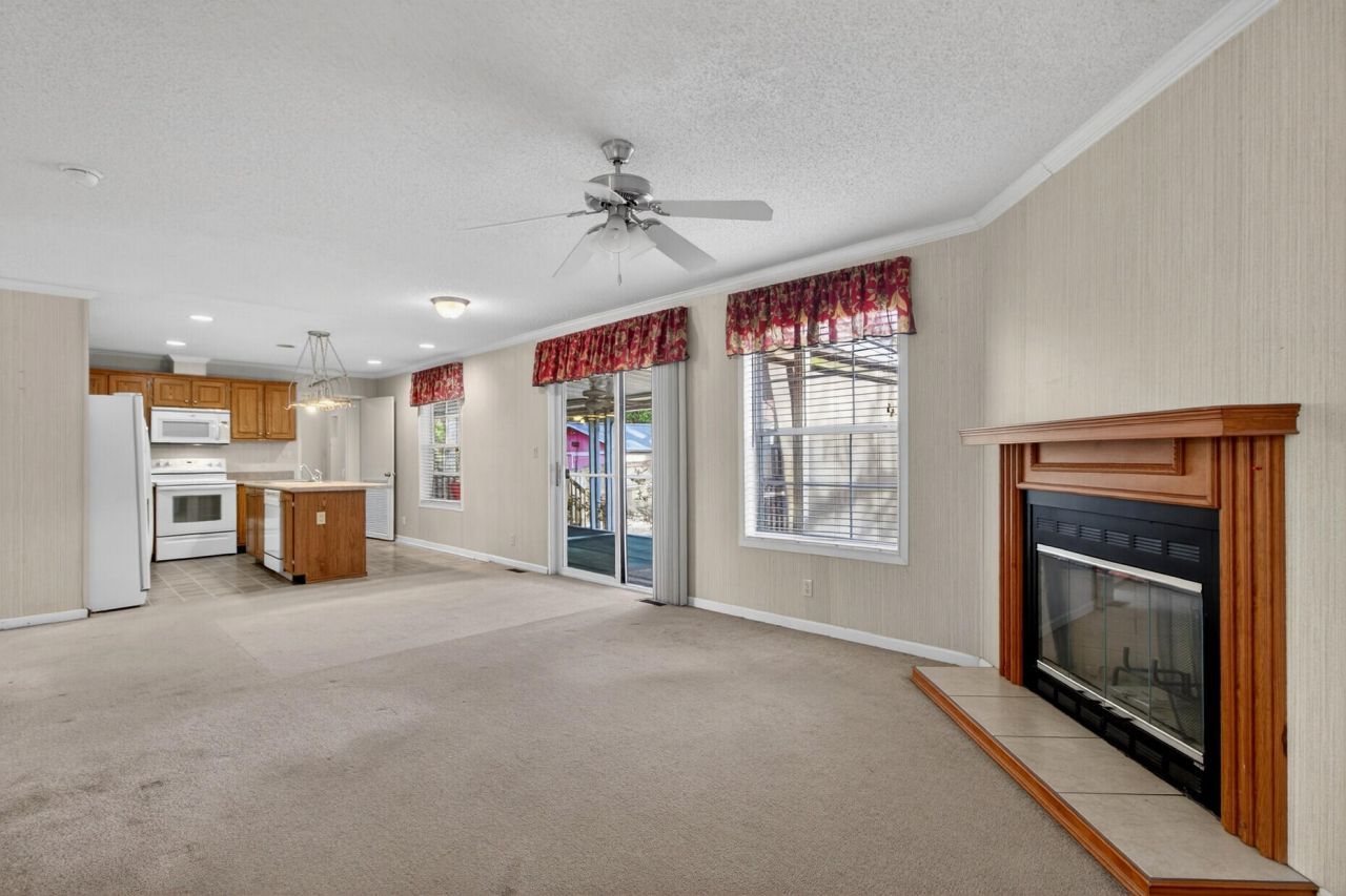 106 Minnie Court Photo 15