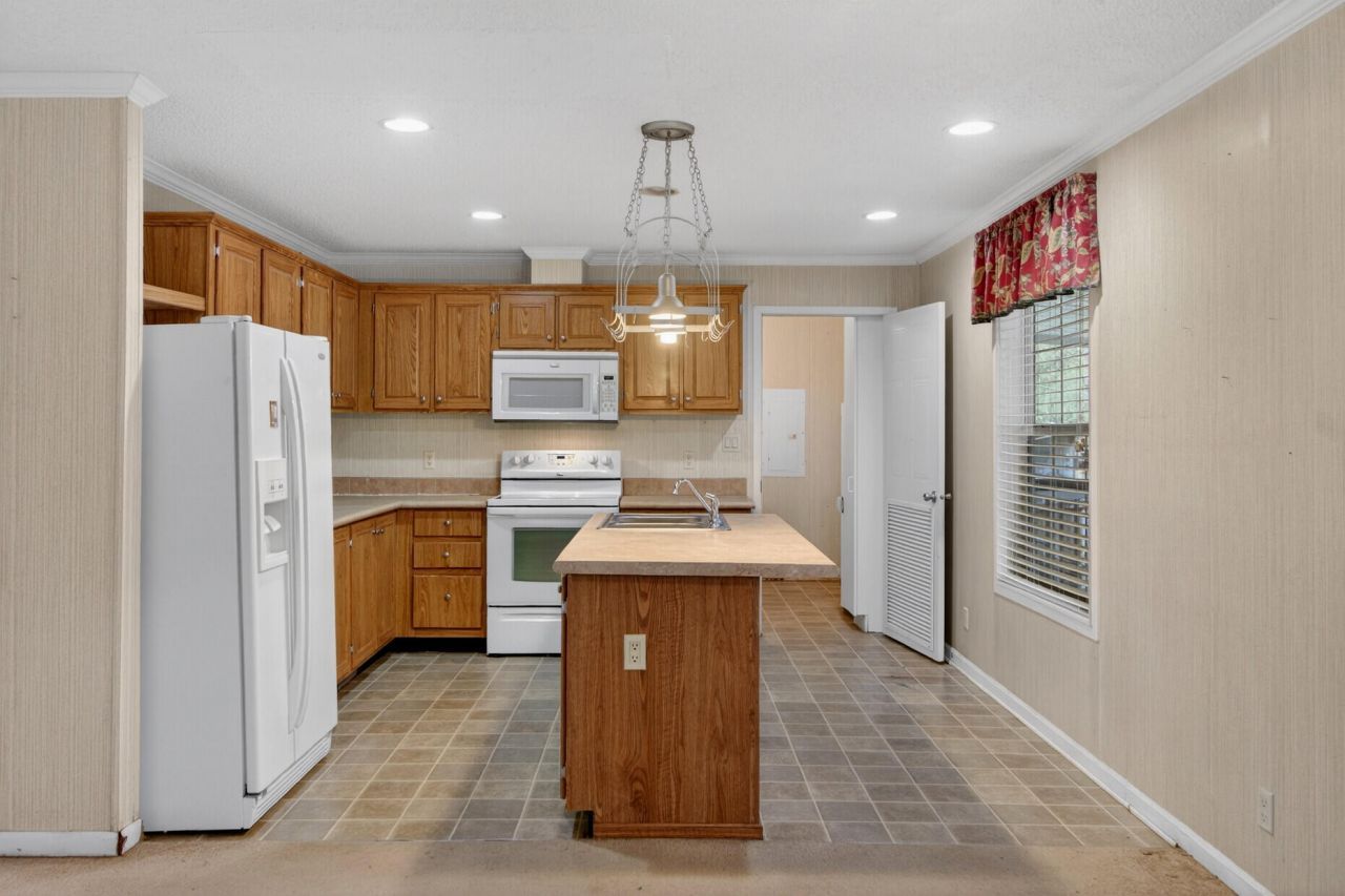 106 Minnie Court Photo 16