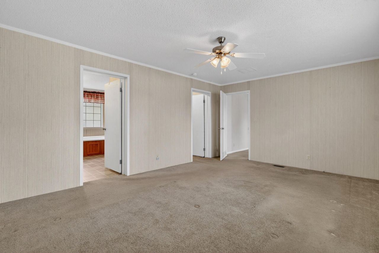 106 Minnie Court Photo 24