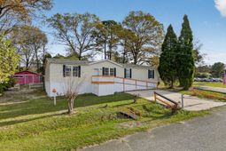 106 Minnie Court photo 4