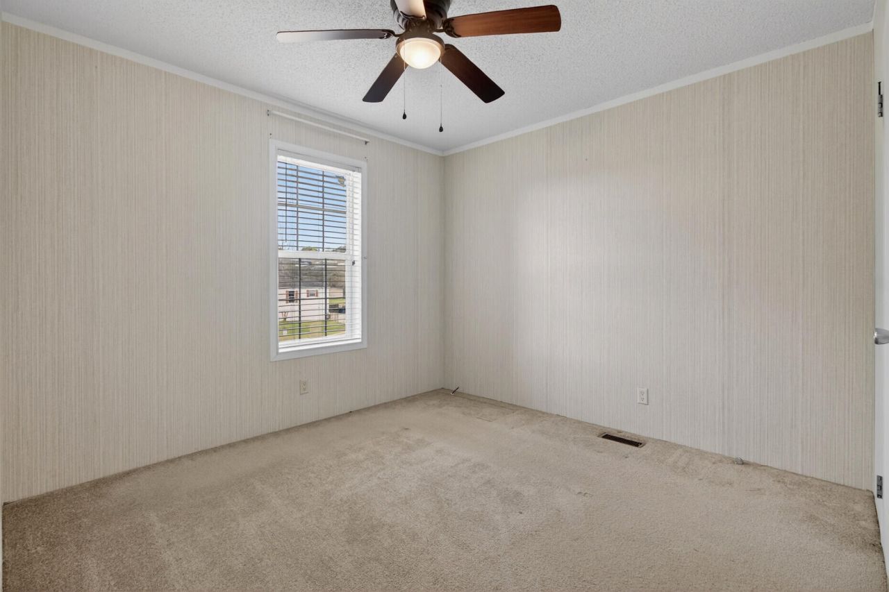 106 Minnie Court Photo 30