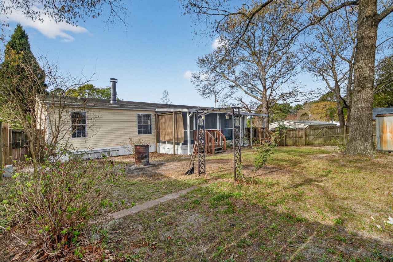 106 Minnie Court Photo 41