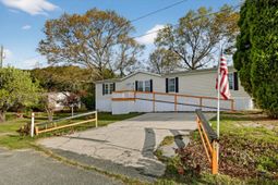 106 Minnie Court photo 4