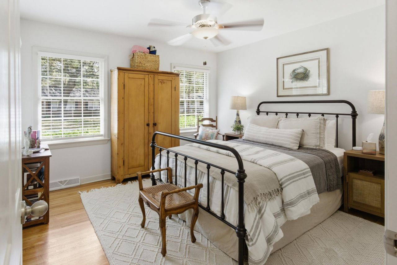 1721 Dartmoor Circle Photo 26