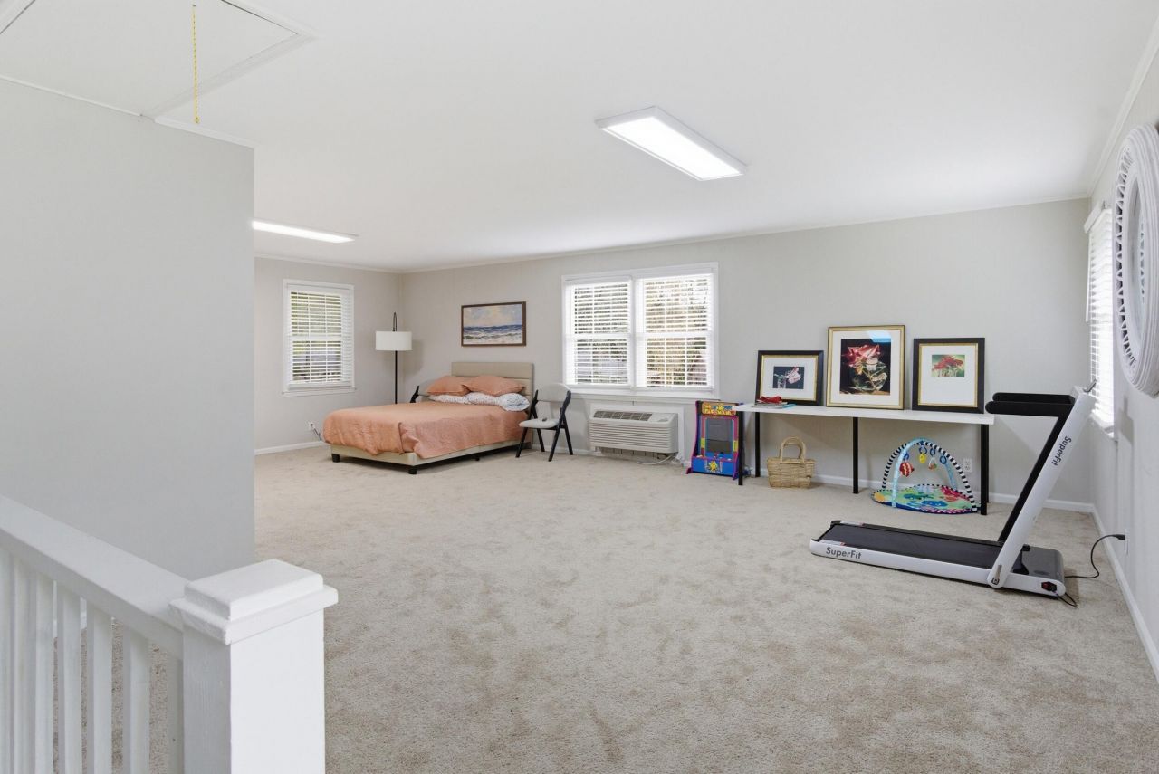 1721 Dartmoor Circle Photo 42