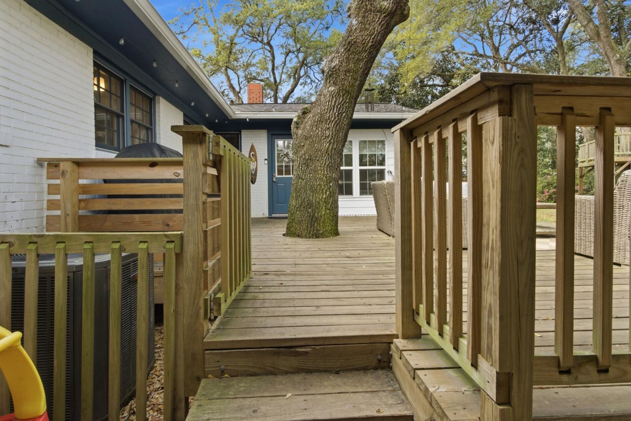 1721 Dartmoor Circle Photo 47