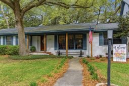 1721 Dartmoor Circle photo 4