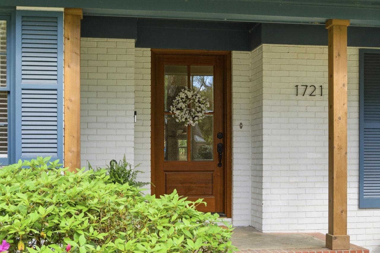 1721 Dartmoor Circle Photo 6