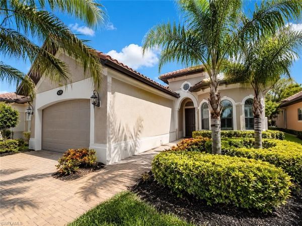 6574 Amarone LN, NAPLES, FL 34113