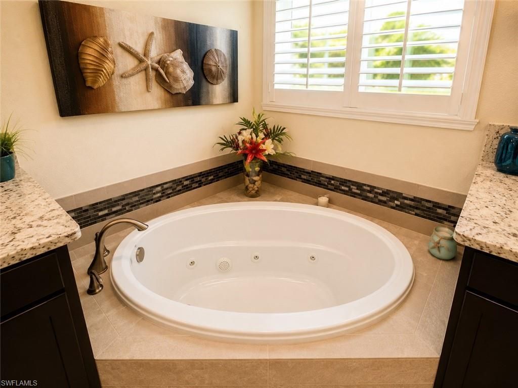 6574 Amarone Ln, Naples, FL 34113 Photo