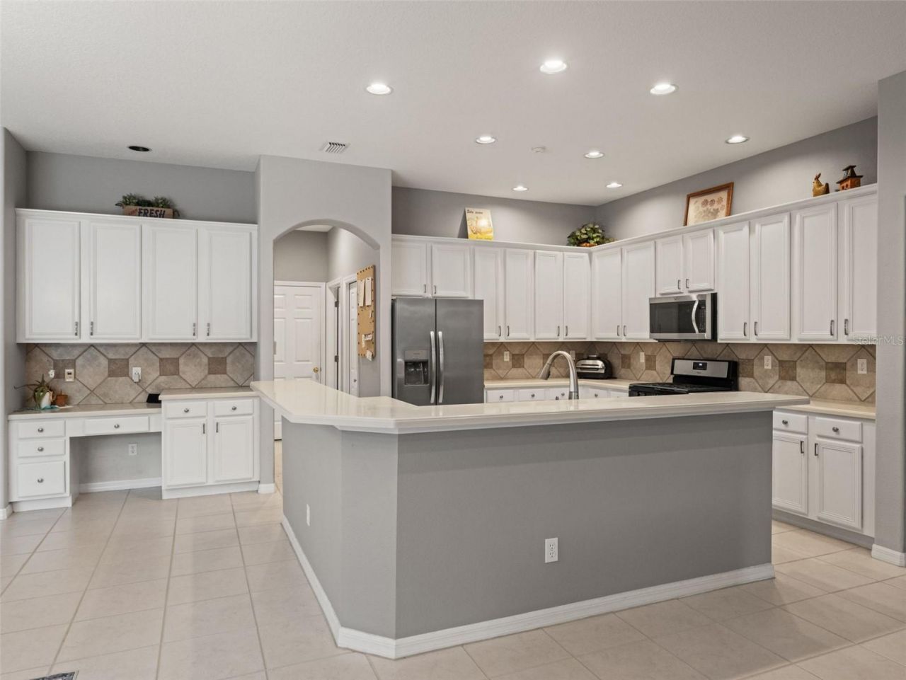 17923 Arbor Greene Drive, Tampa, FL 33647 Photo