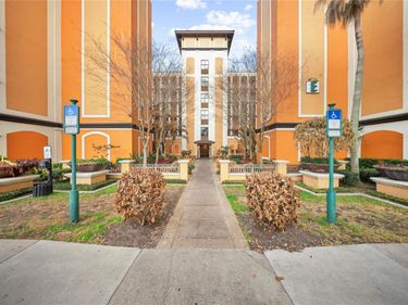 12527 FLORIDAYS RESORT DRIVE , Unit 402E, ORLANDO, FL 32821