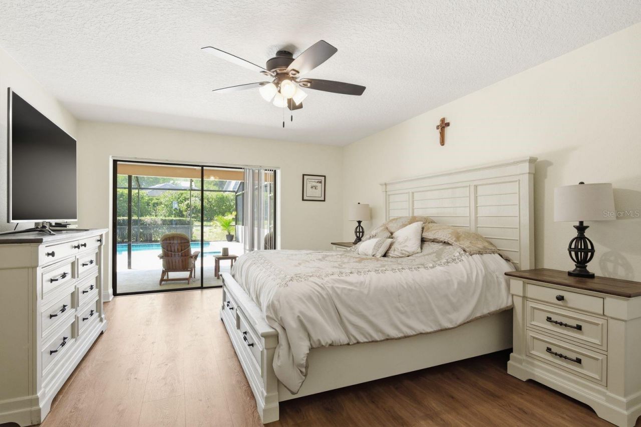 3472 Shoreline Circle, Palm Harbor, FL 34684 Photo