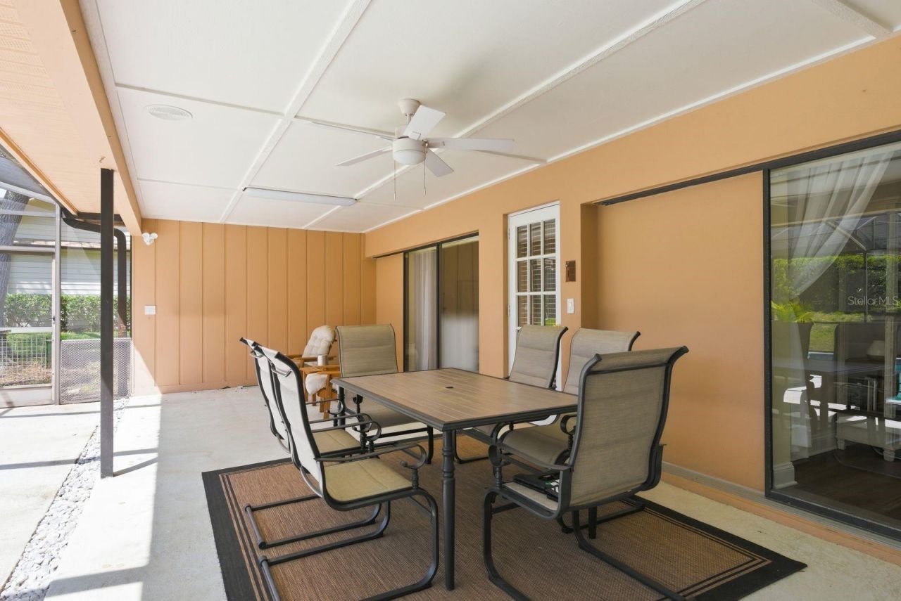 3472 Shoreline Circle, Palm Harbor, FL 34684 Photo