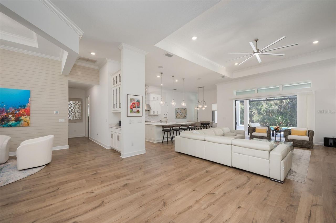 8458 Snowfall Street, Sarasota, FL 34241 Photo