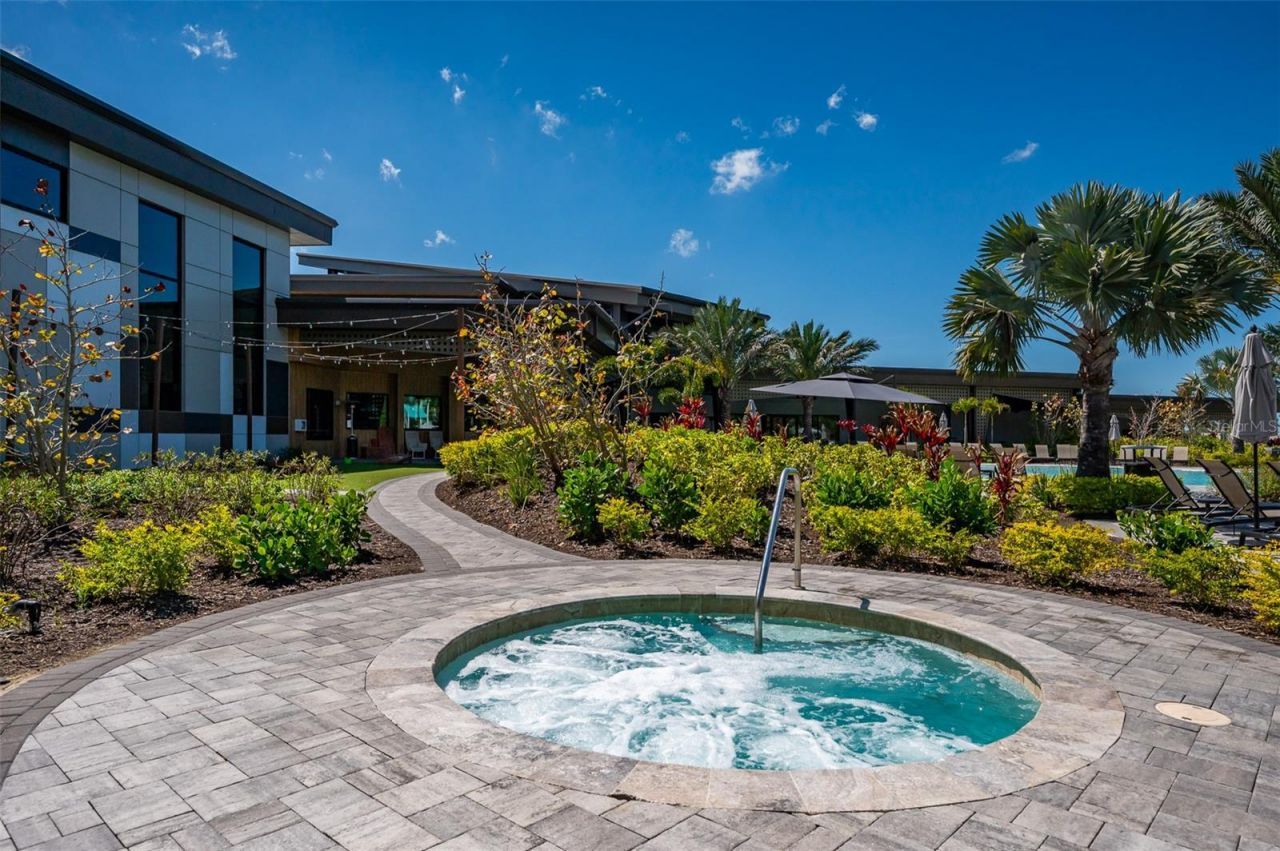 8458 Snowfall Street, Sarasota, FL 34241 Photo