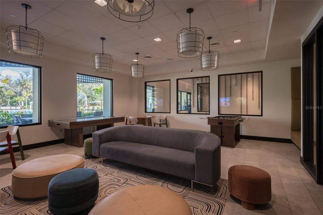 8458 Snowfall Street, Sarasota, FL 34241 Photo