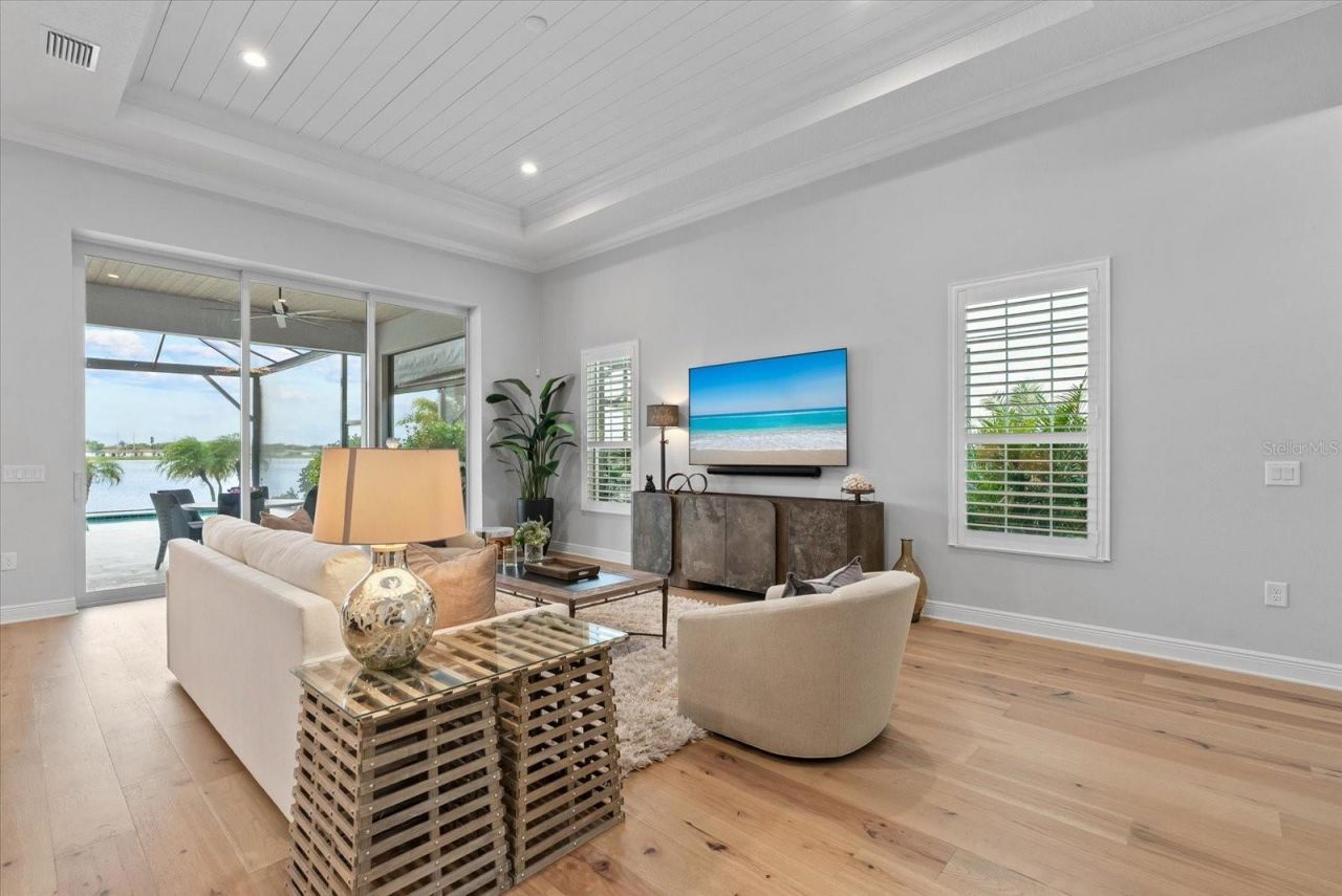 6353 Isla Del Ray Avenue, Sarasota, FL 34240 Photo